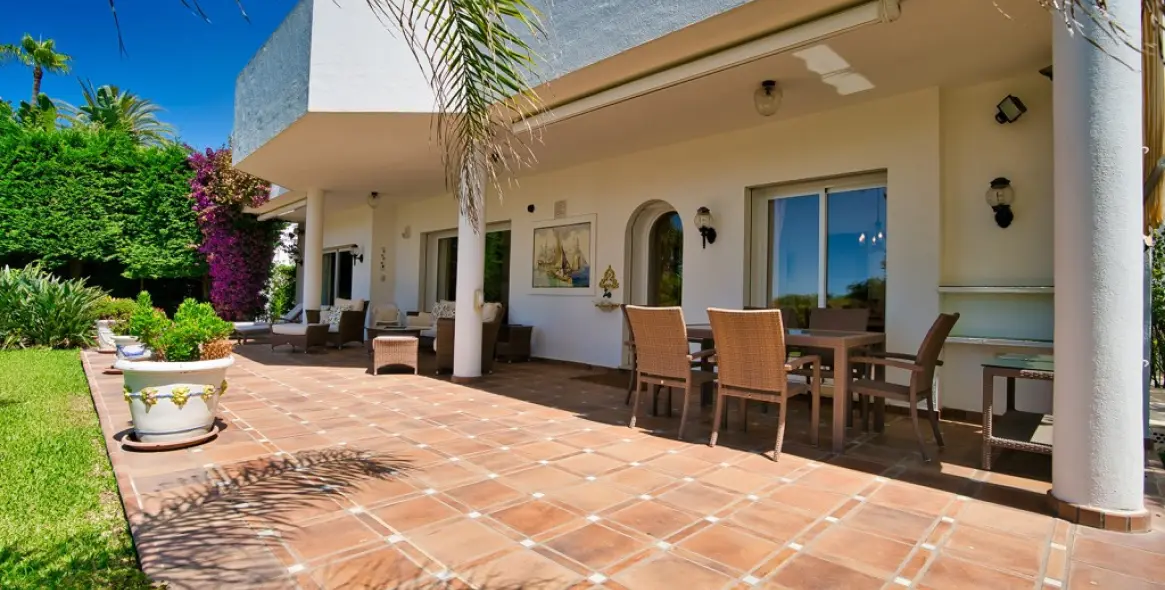 Sale of detached villa in Marbella 41