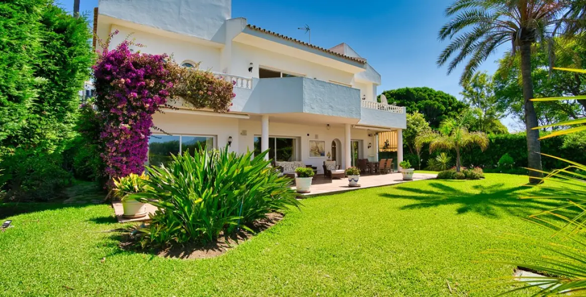Sale of detached villa in Marbella 44