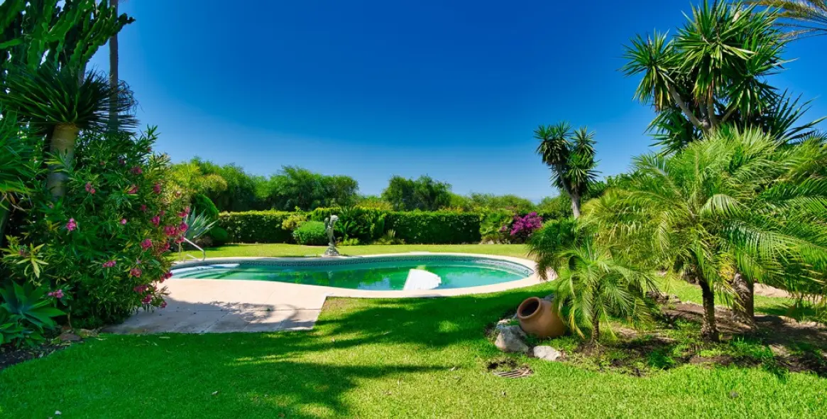 Sale of detached villa in Marbella 46