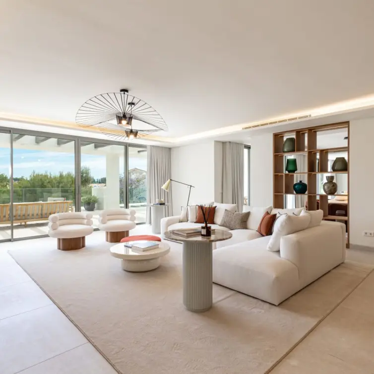 Sale of penthouse in Marbella