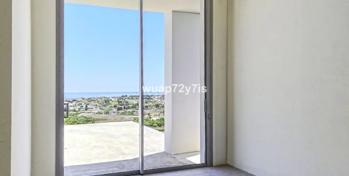 Sale of detached villa in Benahavís 12