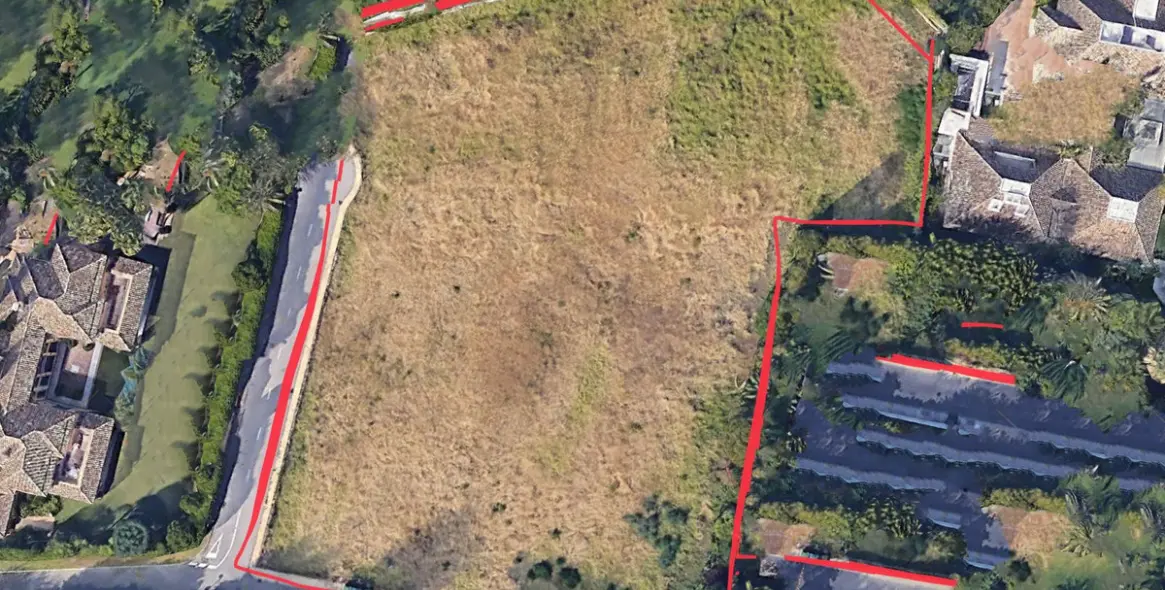 Venta de parcela residencial en Guadalmina Baja 1