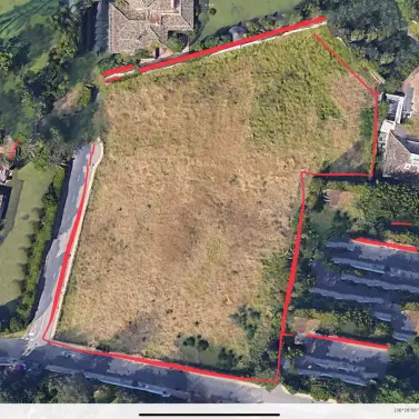 Sale of residential plot in Guadalmina Baja