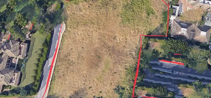 Sale of residential plot in Guadalmina Baja 0