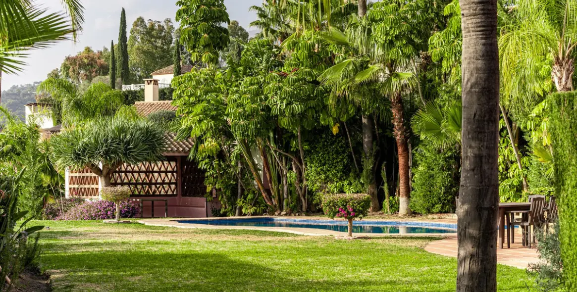 Sale of detached villa in Benahavís 10