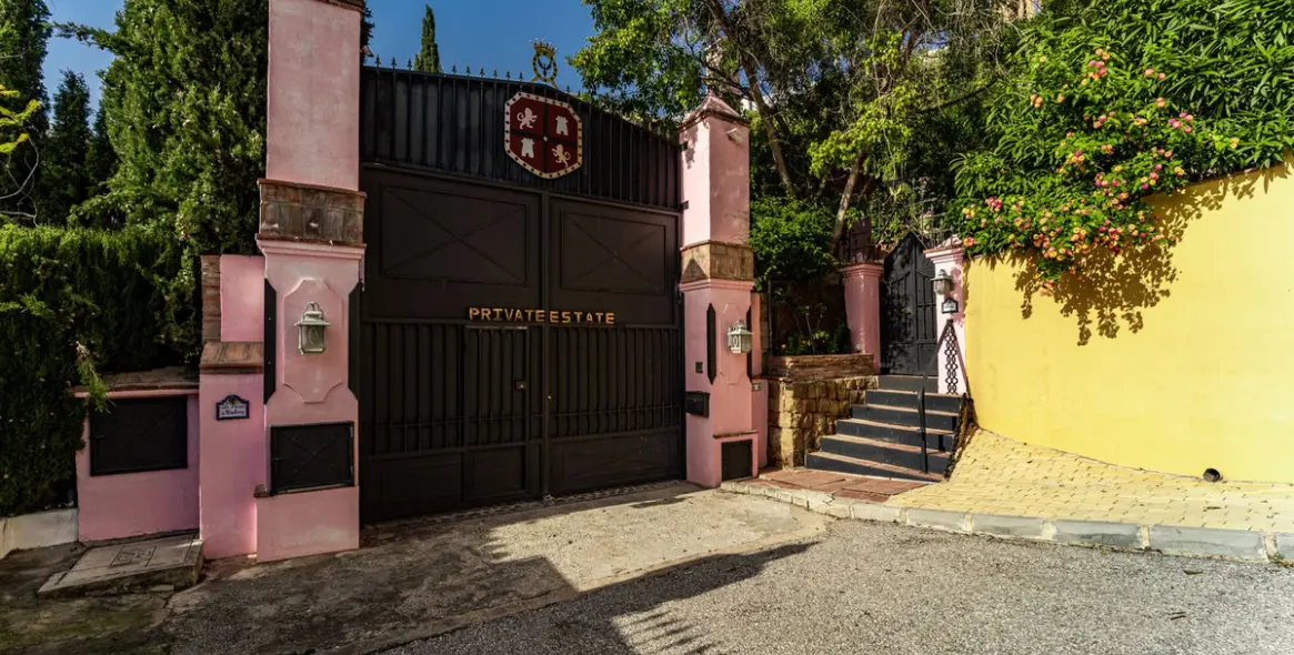 Sale of detached villa in Benahavís 22