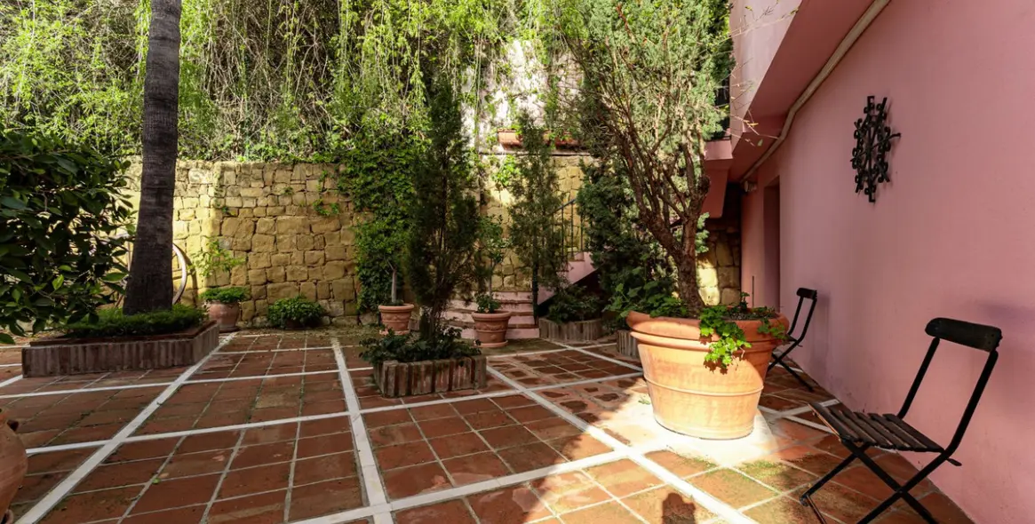 Sale of detached villa in Benahavís 30