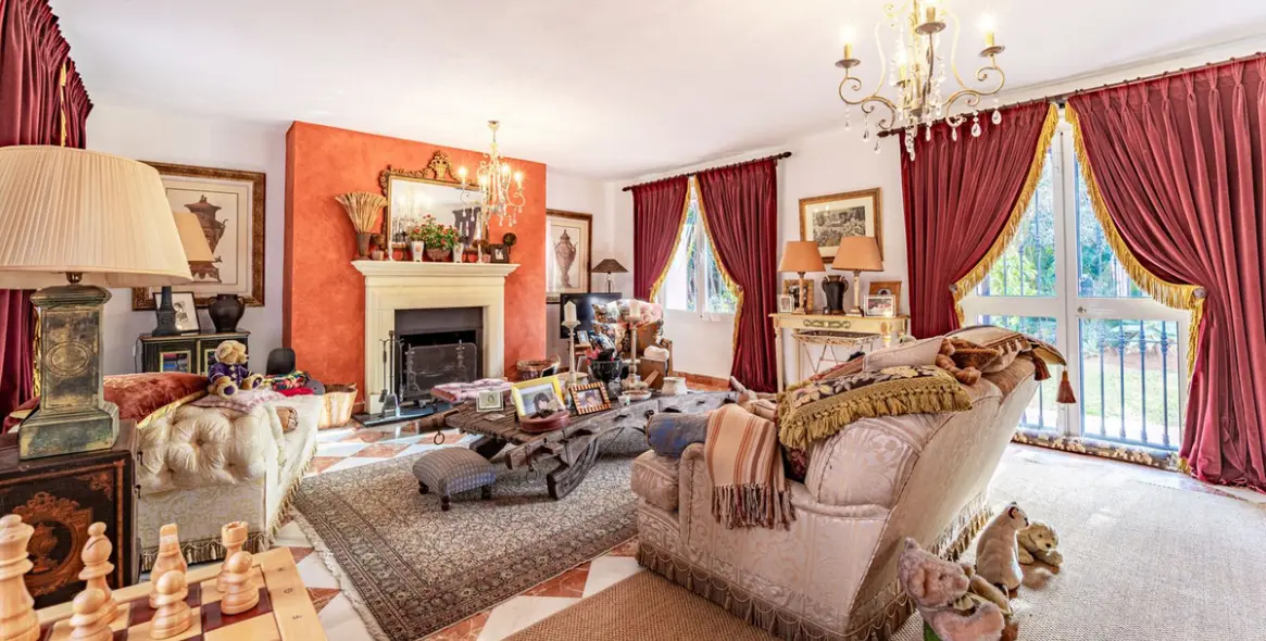 Sale of detached villa in Benahavís 54