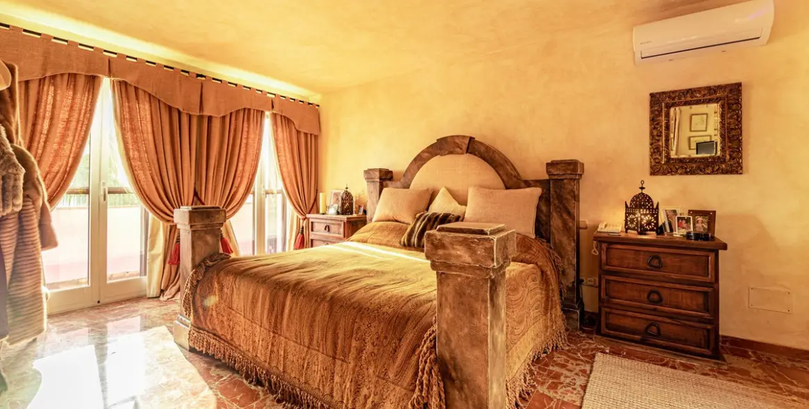 Sale of detached villa in Benahavís 67