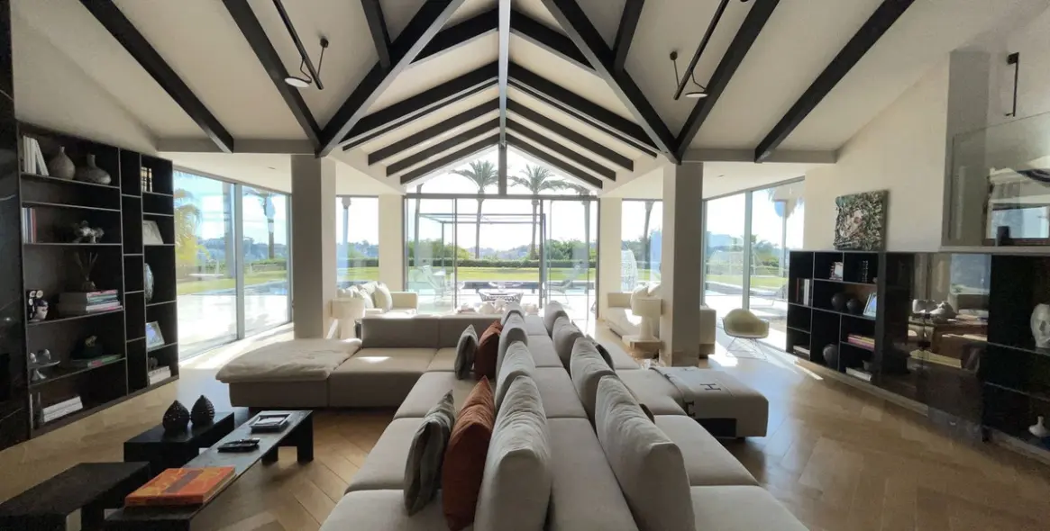 Sale of detached villa in Benahavís 6