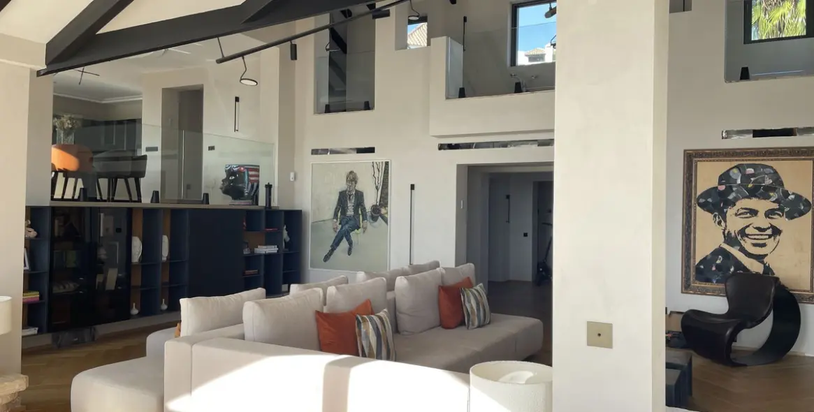 Sale of detached villa in Benahavís 11