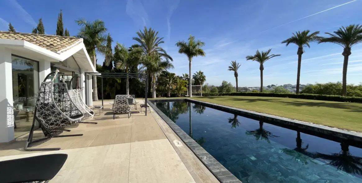 Sale of detached villa in Benahavís 20