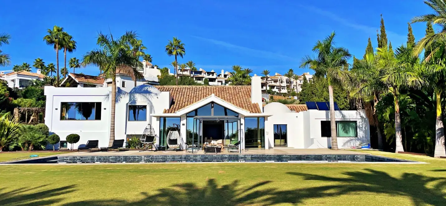 Venta de villa independiente en Benahavís 0