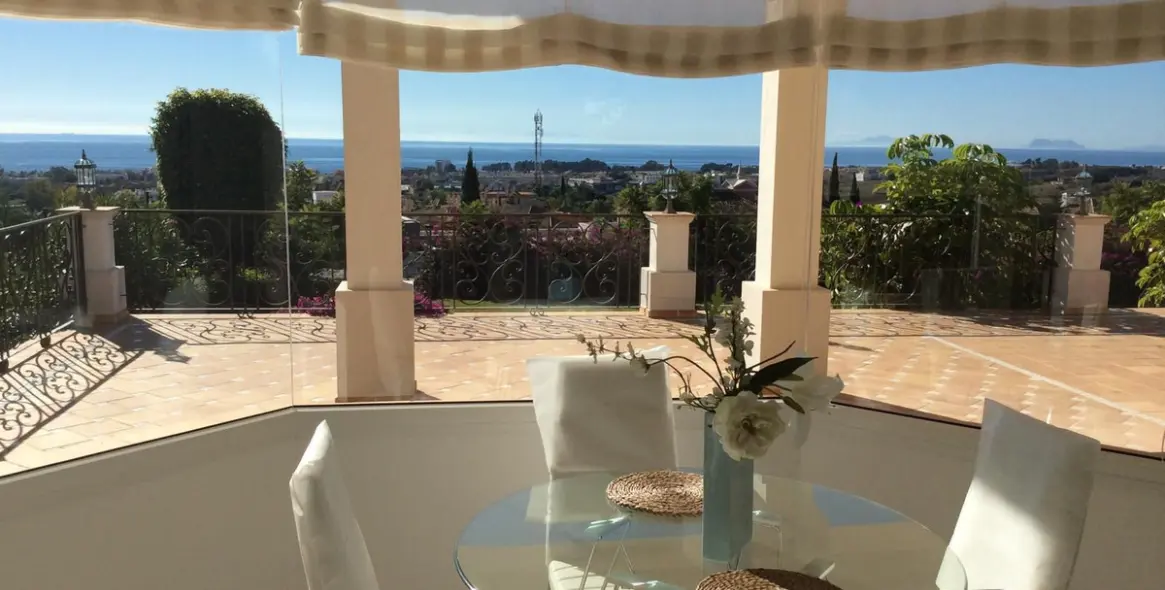 Продажа  отдельно стоящей виллы в Benahavís (район Los Flamingos) 7