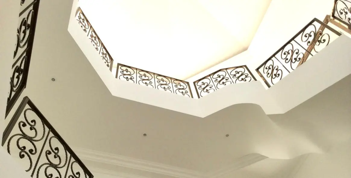 Продажа  отдельно стоящей виллы в Los Flamingos 20