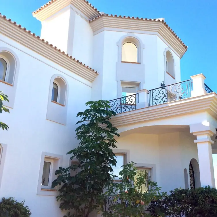 Sale of detached villa in Los Flamingos