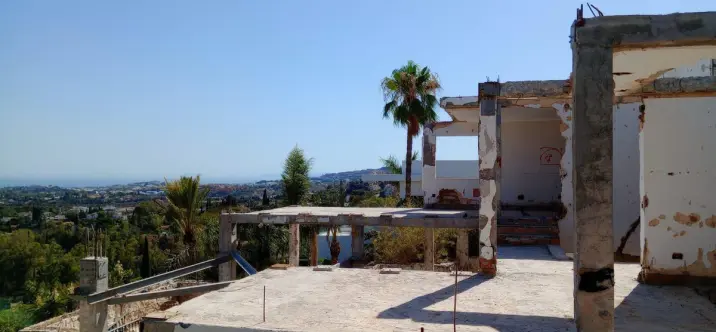 Продажа  отдельно стоящей виллы в Benahavís 2