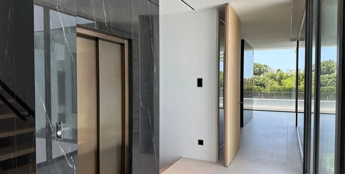 Sale of semi-detached house in Nueva Andalucía 8