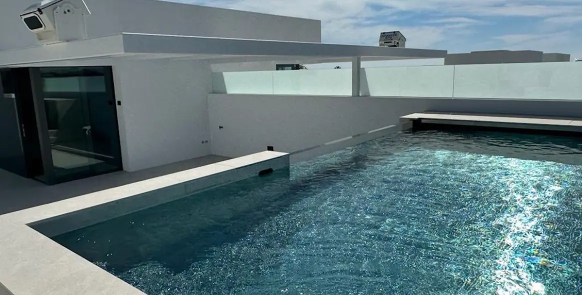 Sale of semi-detached house in Nueva Andalucía 13