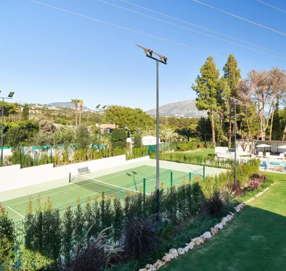 Продажа  отдельно стоящей виллы в San Pedro de Alcántara