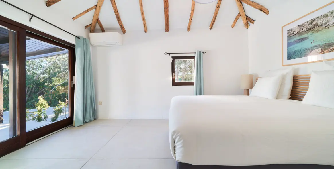 Sale of detached villa in San Pedro de Alcántara 23