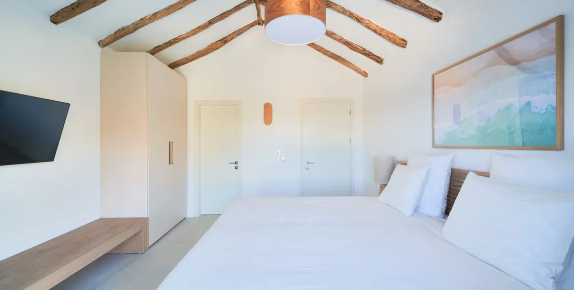 Sale of detached villa in San Pedro de Alcántara 38