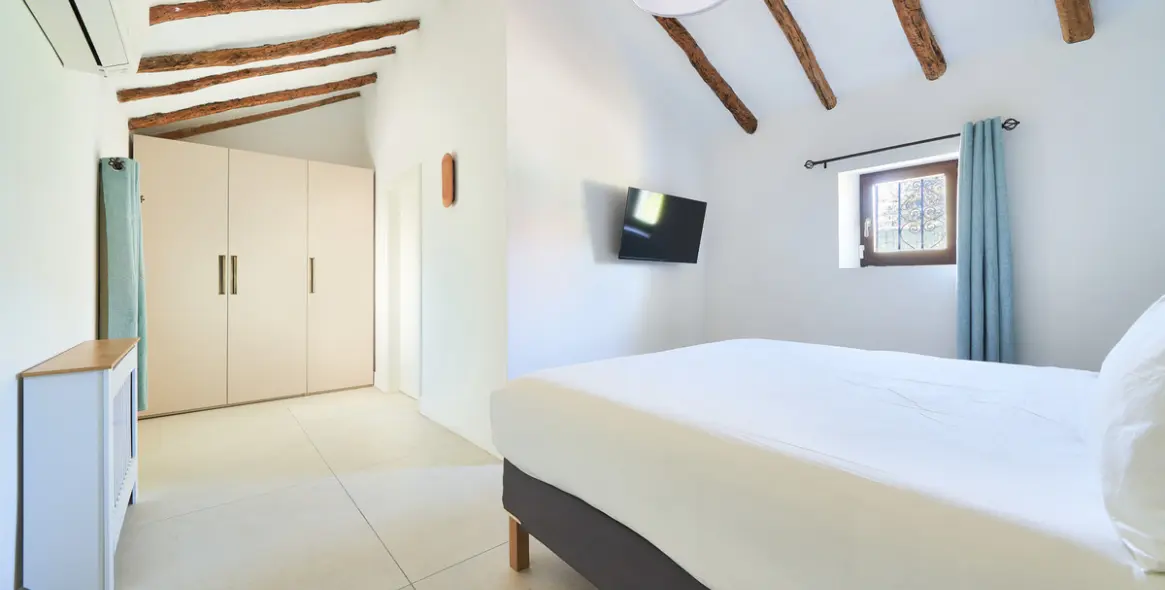 Sale of detached villa in San Pedro de Alcántara 45