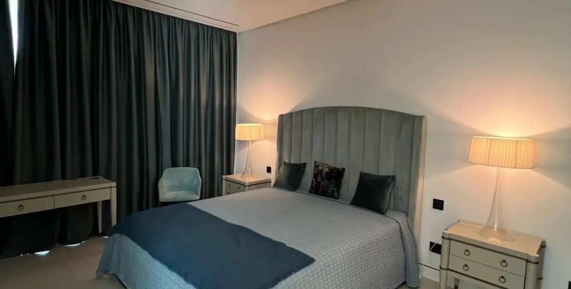 Продажа дома на две семьи в Nueva Andalucía (район Nueva Andalucía) 17