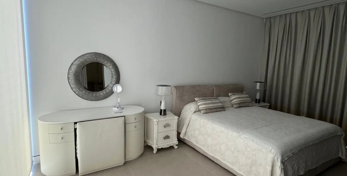 Продажа дома на две семьи в Nueva Andalucía (район Nueva Andalucía) 20