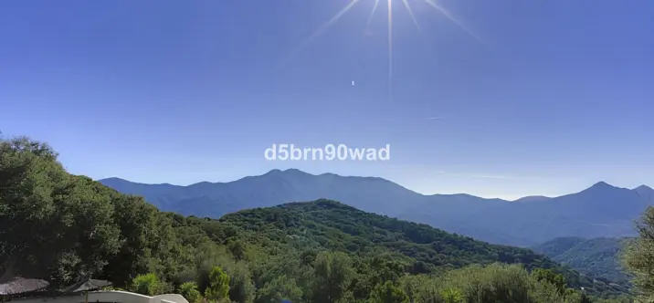 Продажа  отдельно стоящей виллы в Gaucín 2