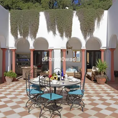 Продажа  отдельно стоящей виллы в Gaucín