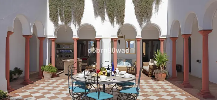 Продажа  отдельно стоящей виллы в Gaucín 3