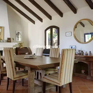 Продажа  отдельно стоящей виллы в Gaucín