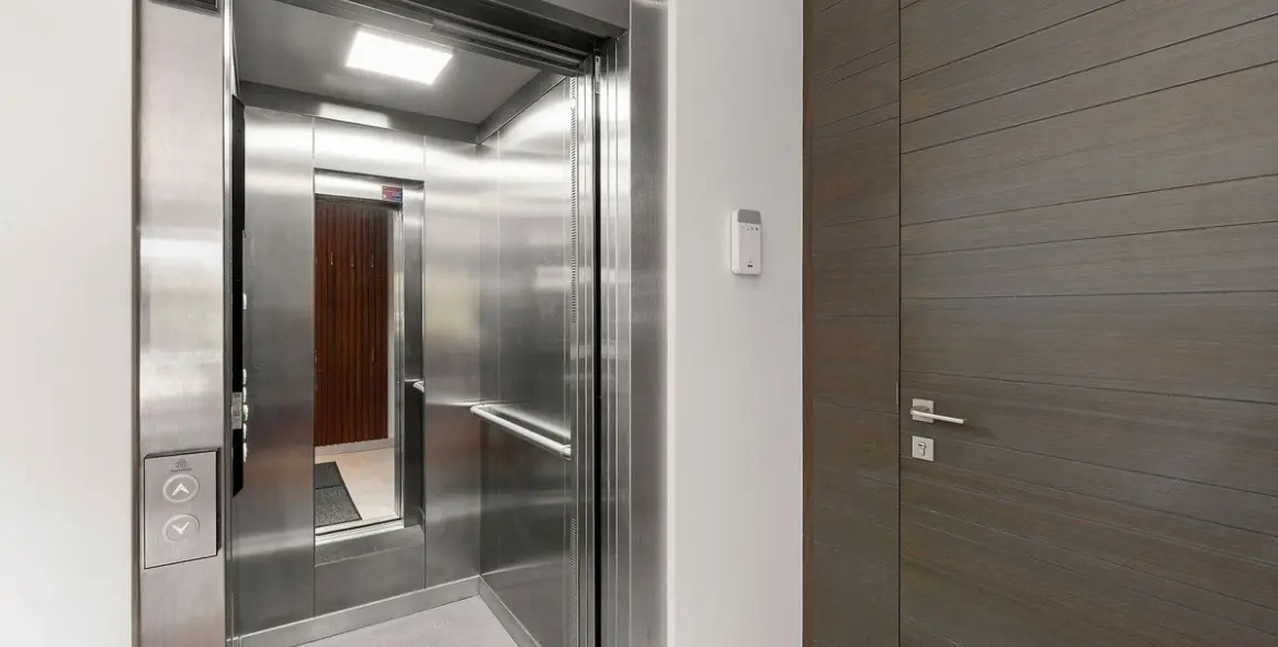 Продажа  отдельно стоящей виллы в Nueva Andalucía 16