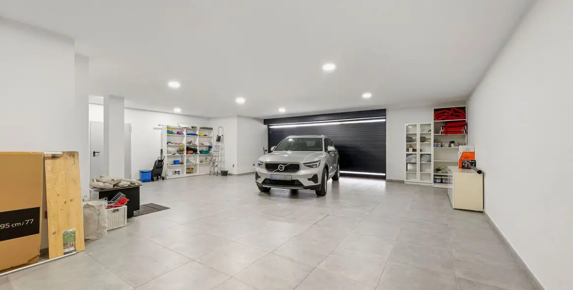 Продажа  отдельно стоящей виллы в Nueva Andalucía 42