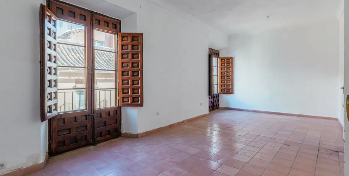 Продажа объекта в Centro Histórico 25