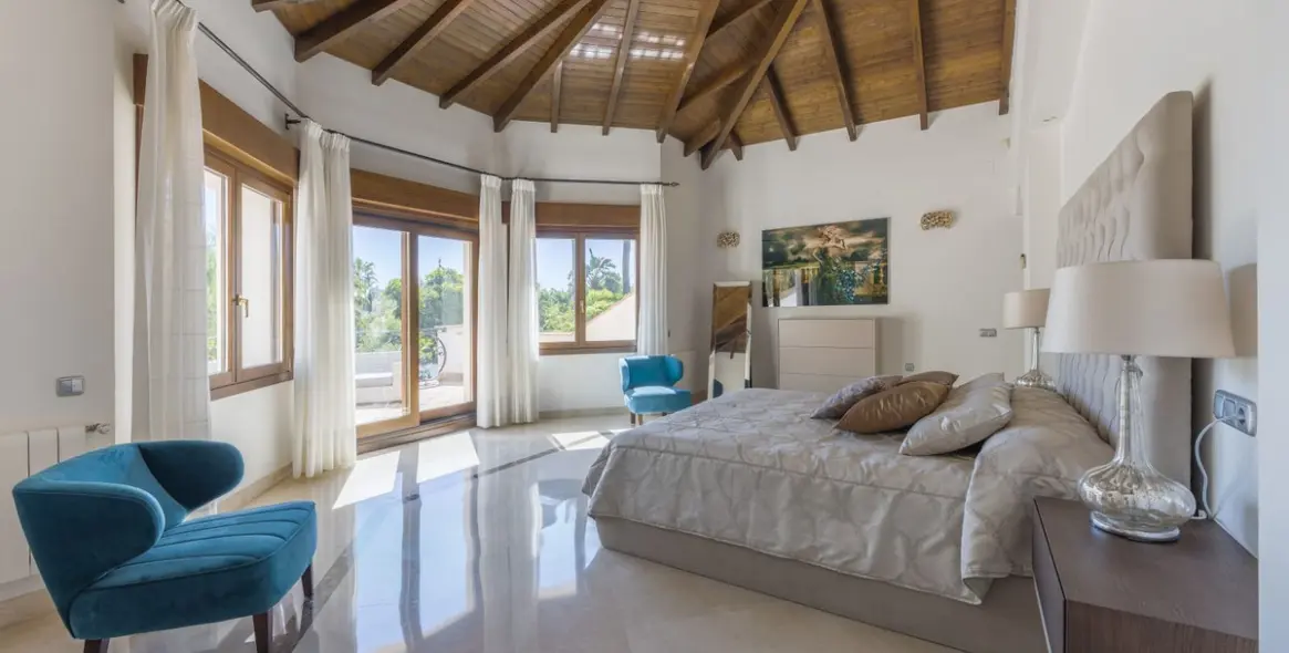 Long-term rent of detached villa in Nueva Andalucía 7