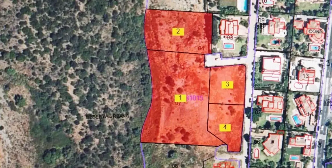 Venta de parcela residencial en Benahavís (distrito Benahavís) 3