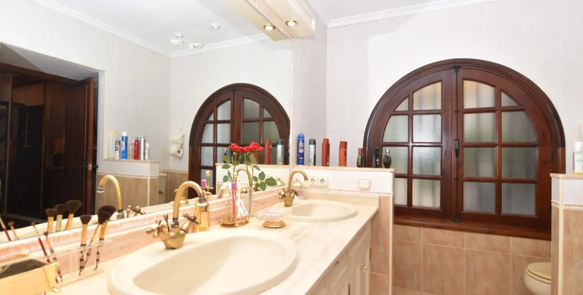 Sale of finca - cortijo in Mijas 44