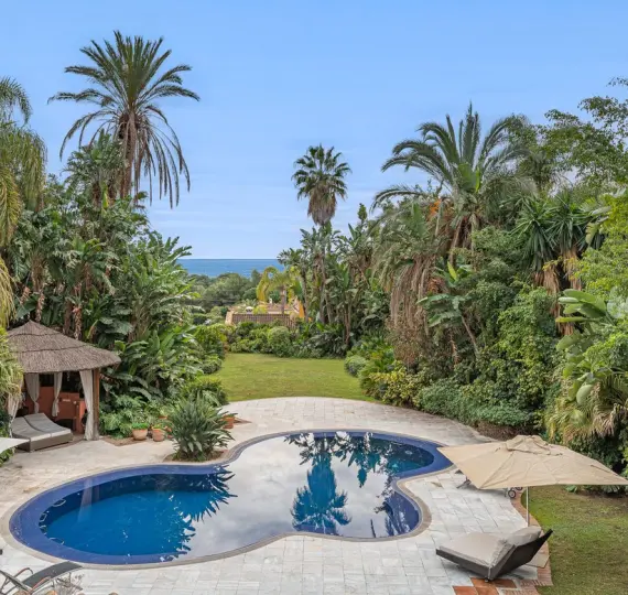 Detached villa R2653154