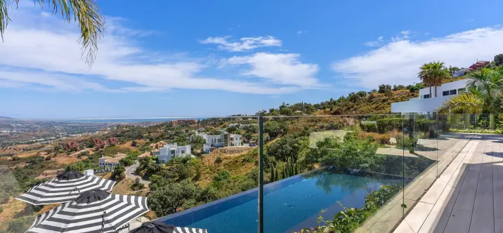 Villa independiente R5150443 1