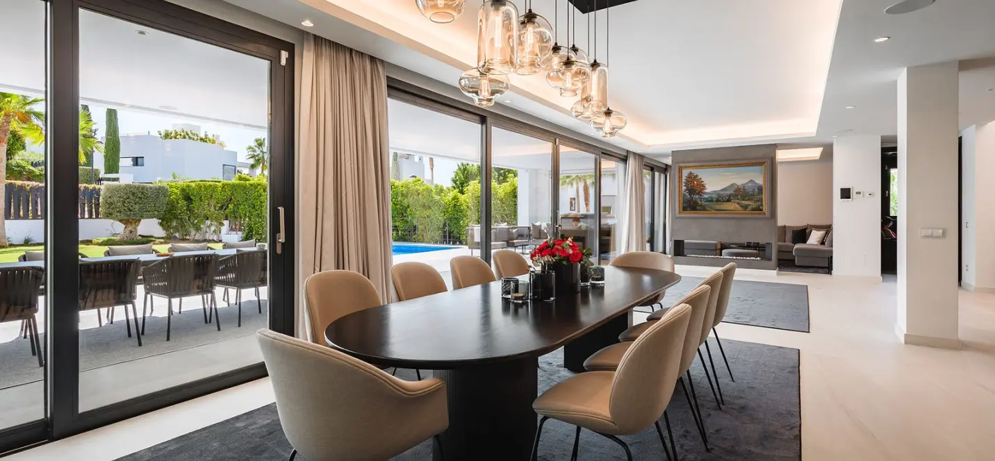 Sale of detached villa in Nueva Andalucía 2