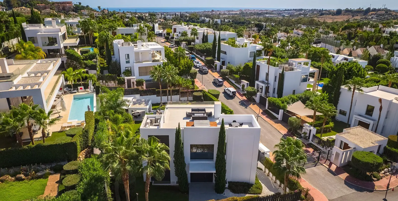 Venta de villa independiente en Nueva Andalucía 50