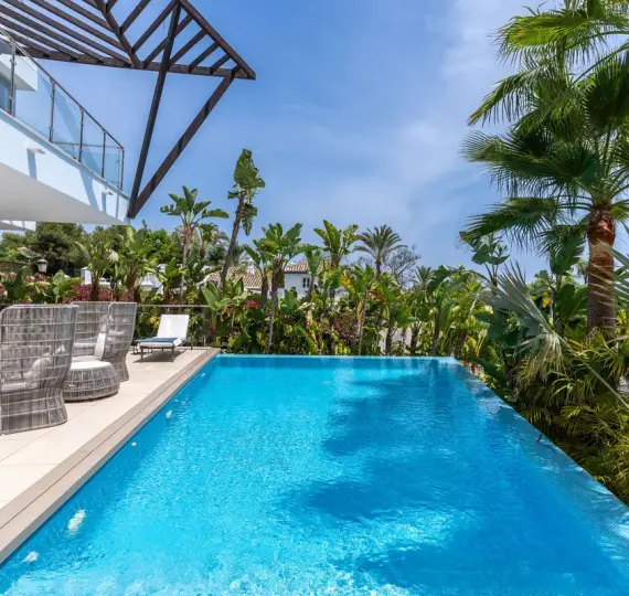 Villa independiente R5118889