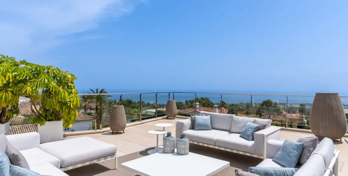 Продажа  отдельно стоящей виллы в Marbella (район Sierra Blanca) 3