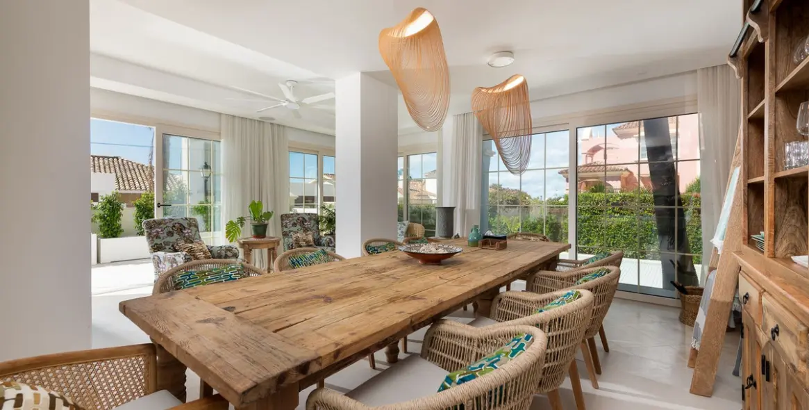 Sale of detached villa in Puerto Banús 15