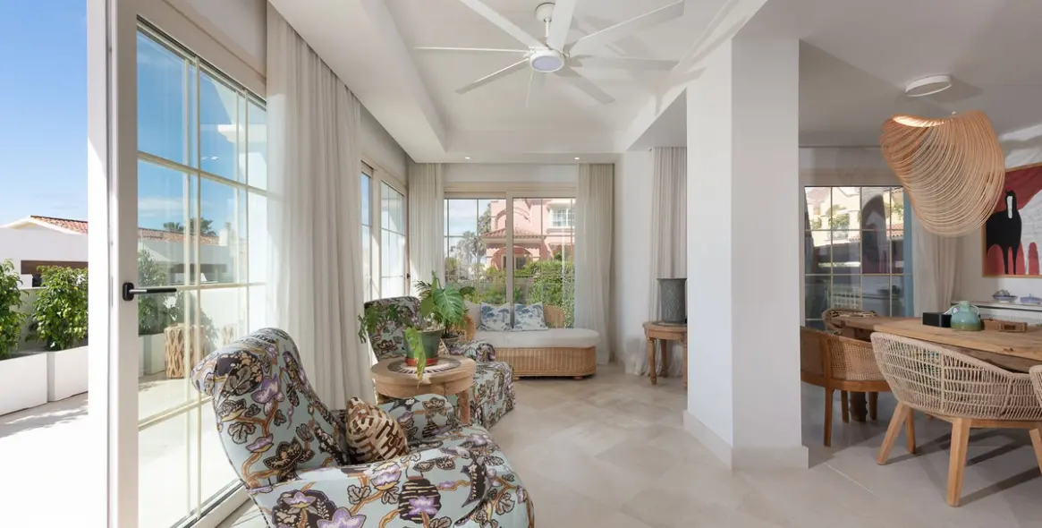 Sale of detached villa in Puerto Banús 29