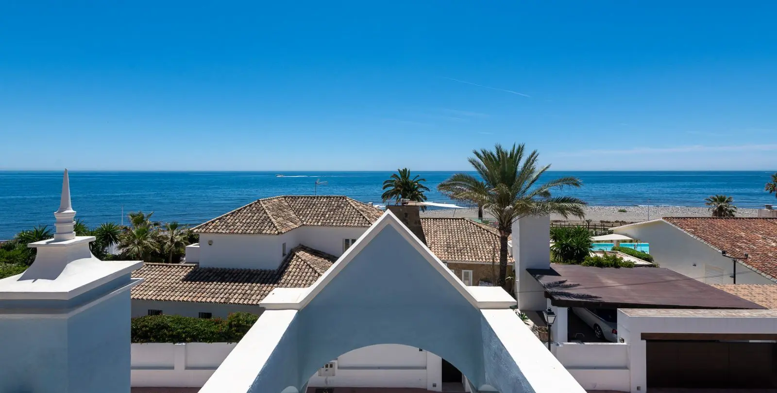 Продажа  отдельно стоящей виллы в Puerto Banús 4