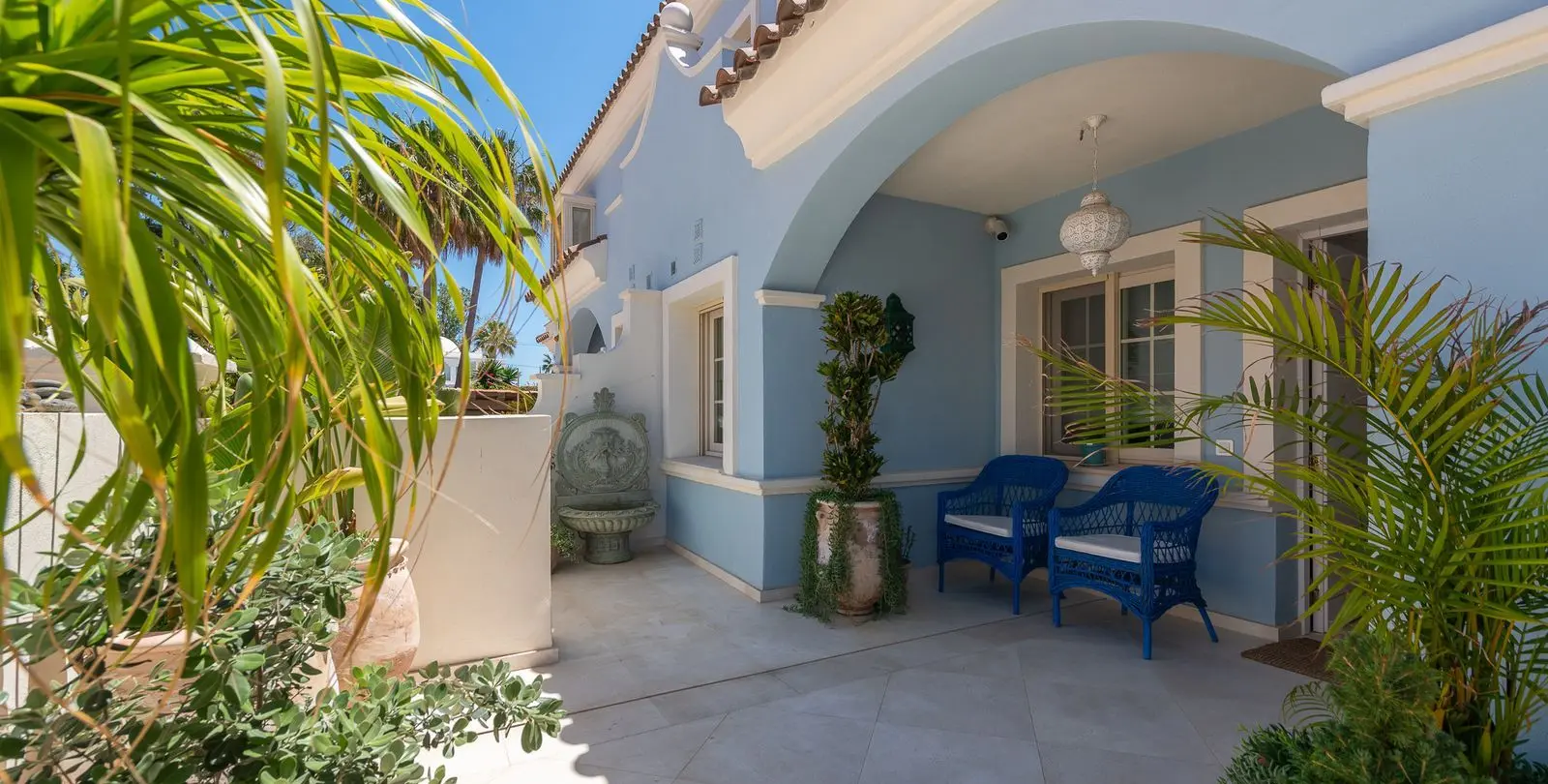 Продажа  отдельно стоящей виллы в Puerto Banús 34