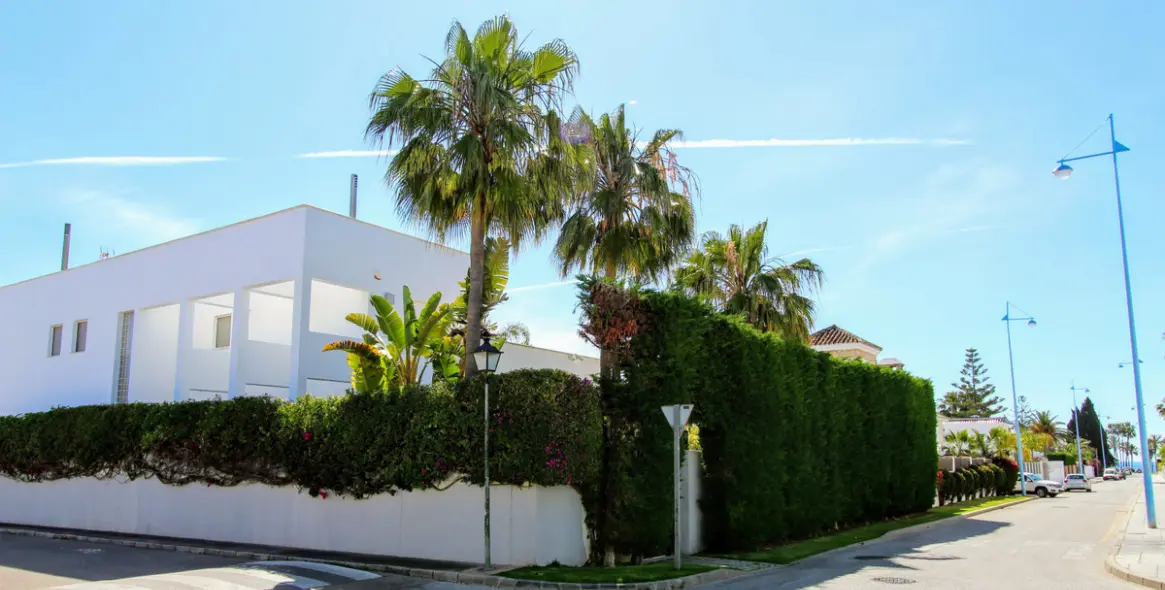 Продажа  отдельно стоящей виллы в San Pedro de Alcántara 27